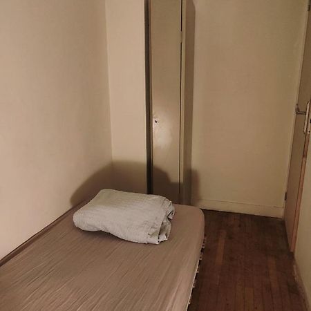 Room Near Paris Saint-Denis  Extérieur photo